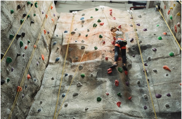 rock climbing clases for adults 